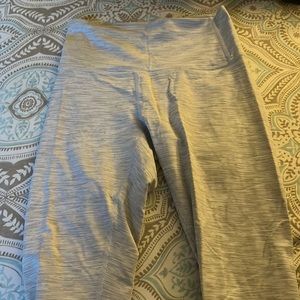 lulu lemon capri leggings!